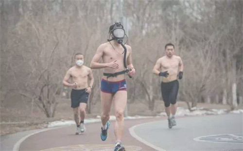 雾霾天跑步，你在拿生命开玩笑？图1