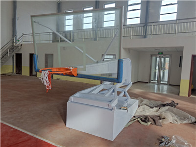 四川哪里有卖移动篮球架一套多少钱？