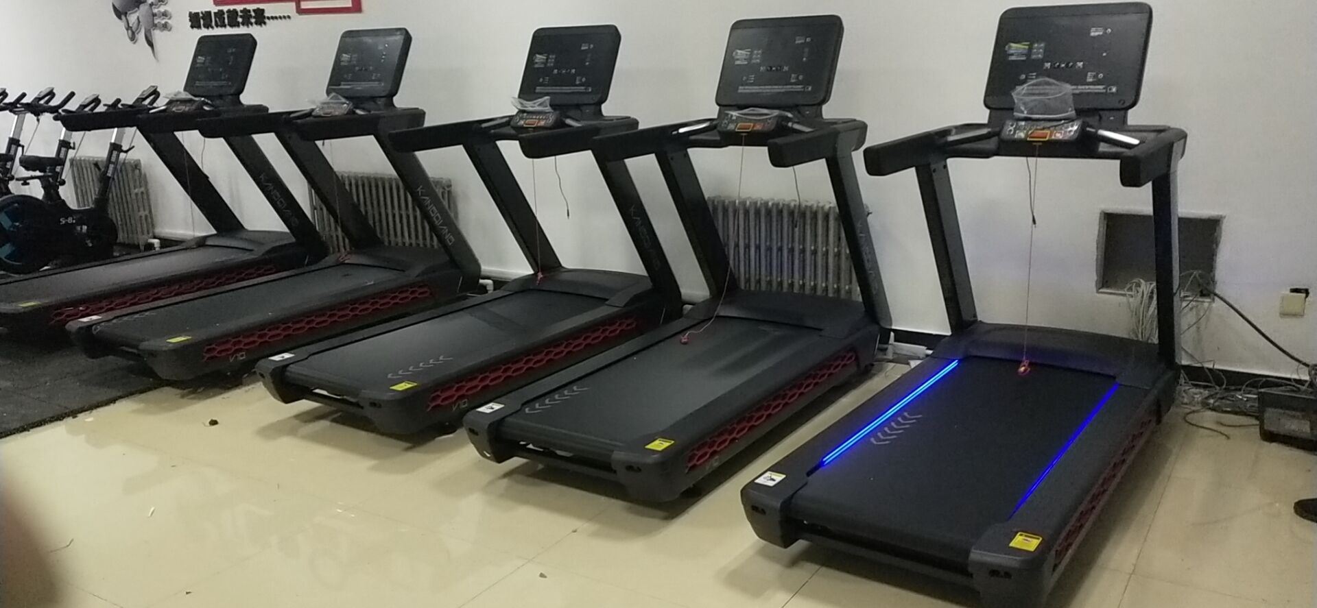 健身房瘦肚子的器械有哪些？哪种运动器械最适合减掉腹部图1