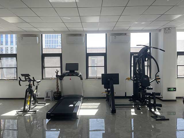 健身器材生产厂家康强源头厂家，无中间商！免费健身房策图1