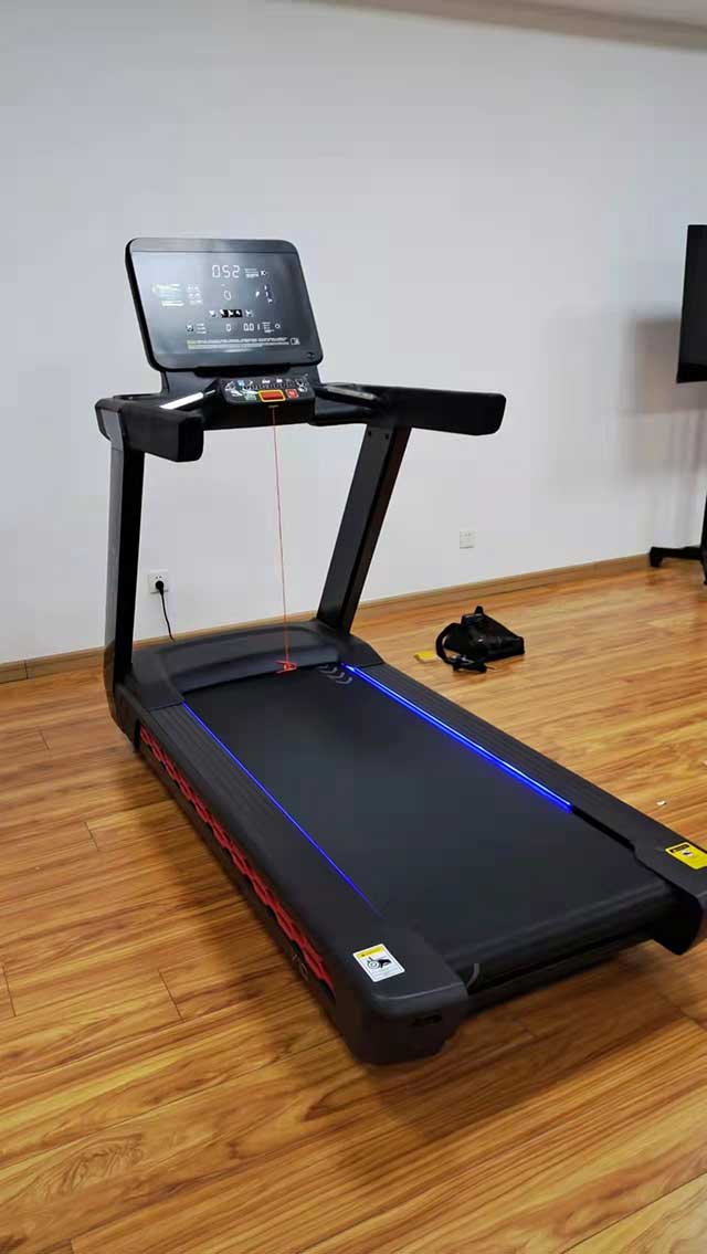 健身房瘦肚子的器械有哪些？4台燃烧最多腹部脂肪健身器材图1