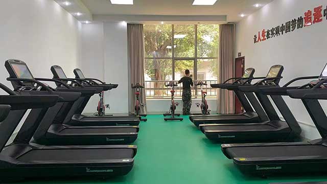健身器材厂家供应商哪家好！怎么挑选好的健身器材厂家！(图1