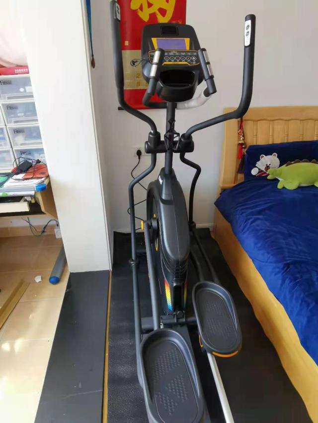 椭圆机、跑步机还是健身车，那个更适合背部受伤者！(家庭图1