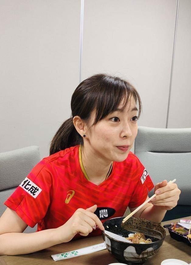 日本美女选手在中国找到工作，石川佳纯以新角色亮相，国图1
