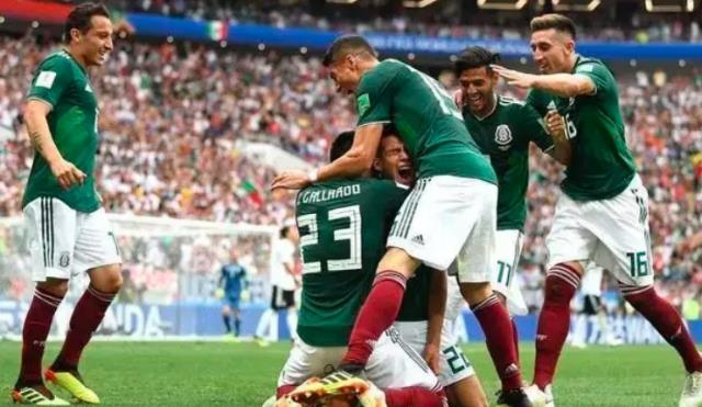 墨西哥vs波兰，当小辣椒遇到波兰铁锤，比赛中还会有&ldquo;辣图1