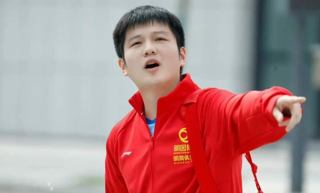 乒超最新消息！月底正式集结，樊振东领衔上海争冠军孙颖