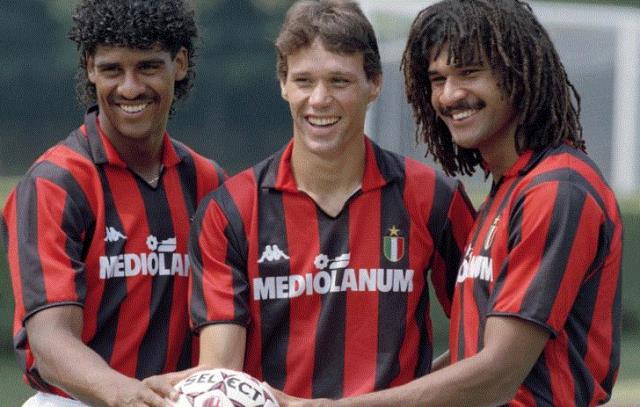 荷兰足球队三?？?荷兰足球三剑侠)图1