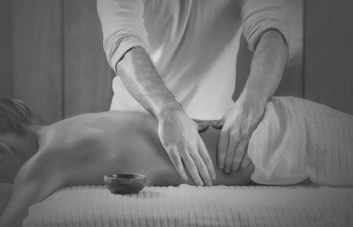 欧利华按摩椅：拥有专业医生&ldquo;大脑&rdquo;的按摩椅(欧利华按摩图1