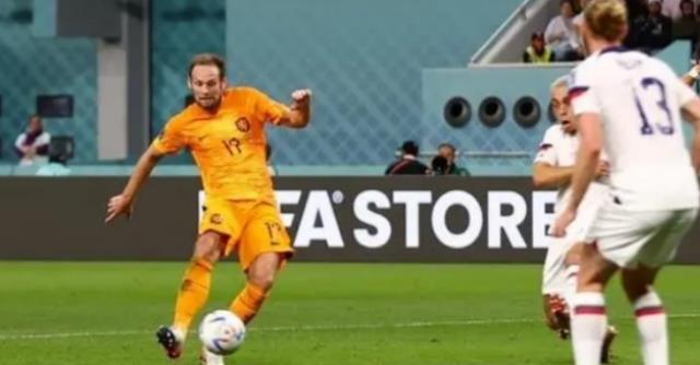 荷兰3-1胜美国，荷兰第一队率先晋级8强(荷兰队第一出线)图1