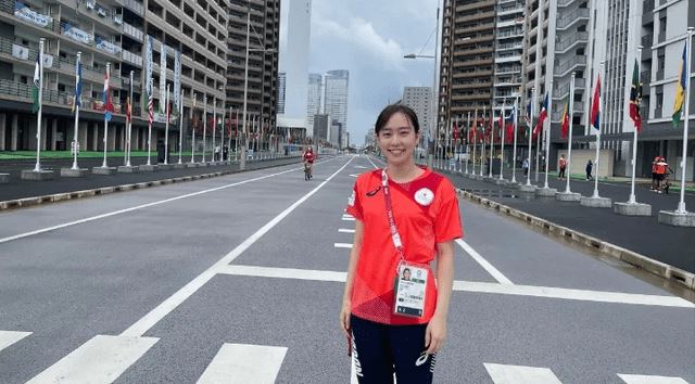 石川佳纯颜值几分？马龙老了，仅仅一张合照能否弥补8年的图1