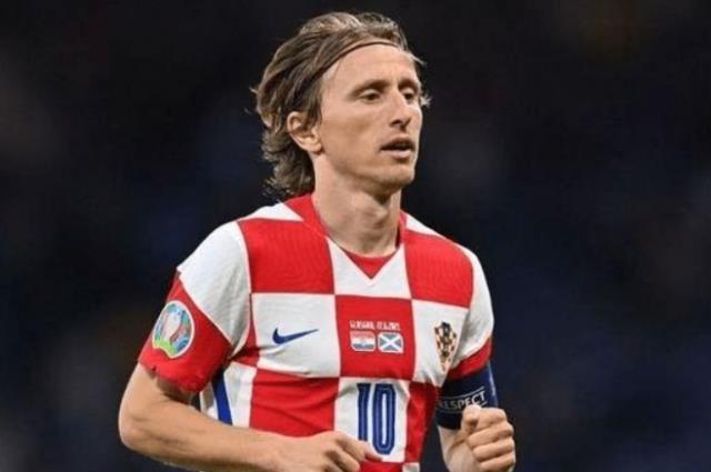 莫德里奇与大力神杯失之交臂，季军赛将全力以赴(大力神杯图1