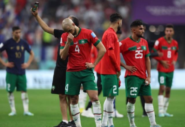 最大黑马摩洛哥不敌法国无遗憾，将与克罗地亚争夺季军(摩图1