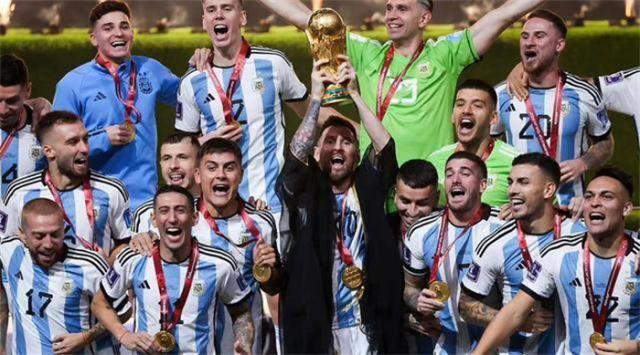 争议世界杯冠军，法国球迷请愿重赛决赛，罗列三宗罪状，图1