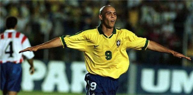 巅峰时期的C罗，梅西和姆巴佩合二为一？C罗只是昙花一现(图1