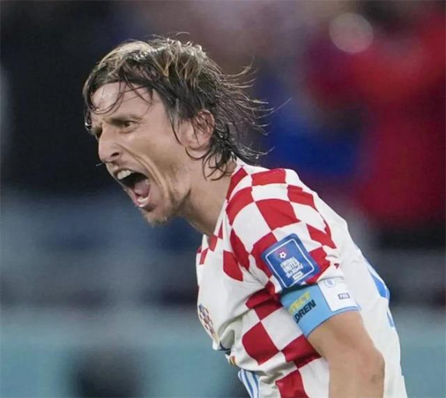 莫德里奇为什么叫&ldquo;魔笛&rdquo;，你知道这个称号是怎么来的吗图1