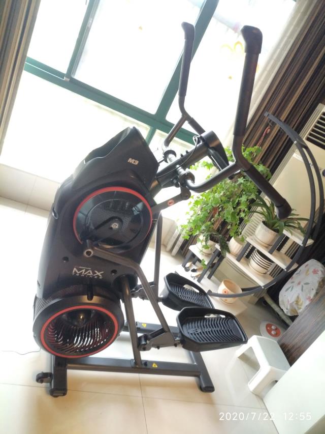 椭圆机的优缺点！椭圆机锻炼的正确姿势！(椭圆机优点缺点)图1