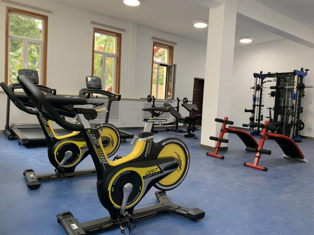 健身车怎么使用？健身车的正确使用方法！(健身车正确使用 图