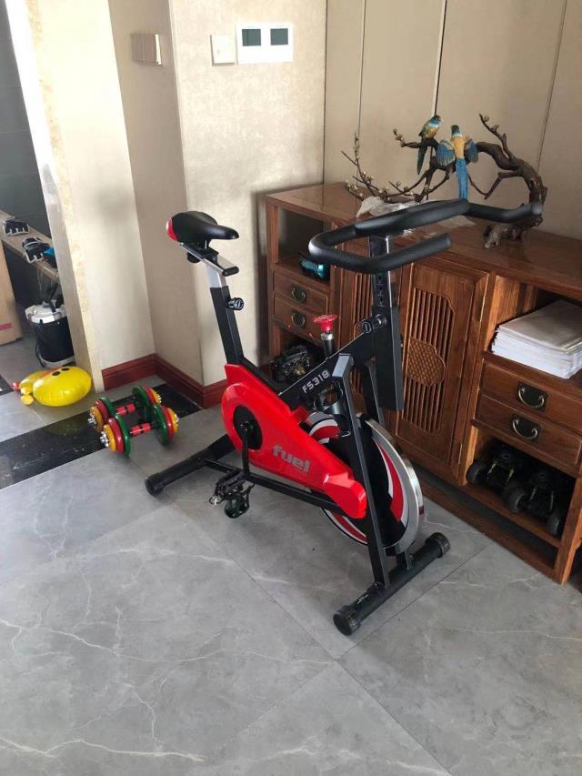 室内健身器材哪个实用?动感单车是您不错的选择！(类似单 图