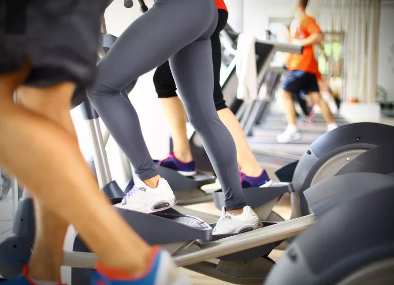 椭圆机好还是跑步机好？根据需求适合自己的才是好的！(家图1