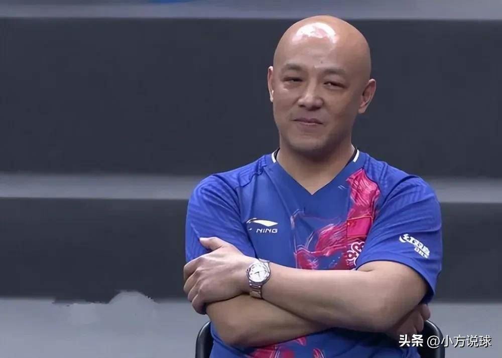 比起做王楚钦的教练，肖战其实更适合樊振东(男乒主教练肖图1