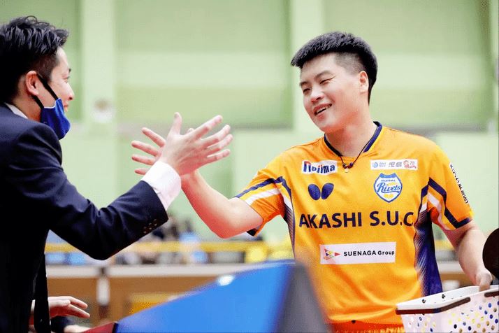 惊天大逆转！国乒世界冠军1-8落后翻盘，张本智和空砍2分图1