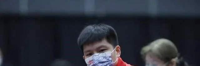 看不懂！国乒&ldquo;一哥&rdquo;樊振东变替补，男队后继无人小胖却图1