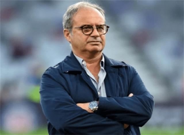 巴黎高层争权牵扯梅西！续约姆总引麻烦，无钱引援，球王图1