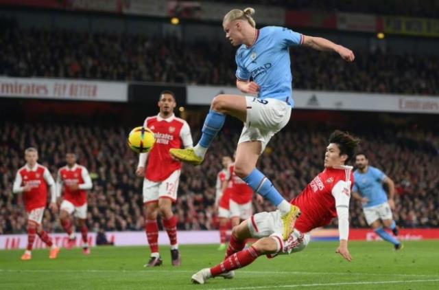 6：0！曼城紧追不舍 哈兰德再冲英超纪录 瓜帅不再整活图1