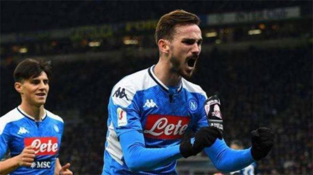 法比安&middot;鲁伊斯成欧洲大陆最佳中场之一，利物浦与巴萨争图1