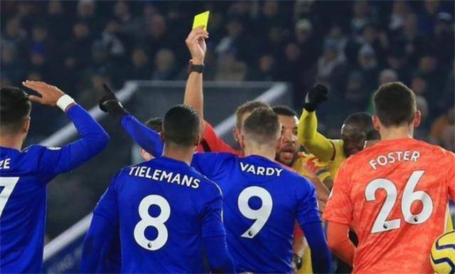 莱斯特城创57年纪录，7连胜稳坐英超积分榜第二(莱斯特城图1