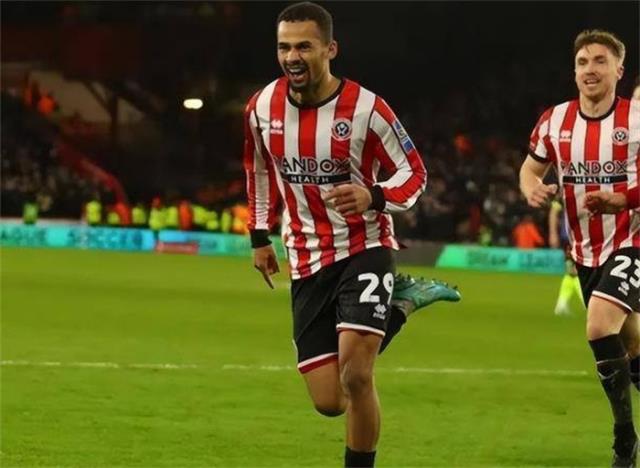 热刺15年无冠！英超7.1亿豪门多名主帅易帅仍难奏凯图1