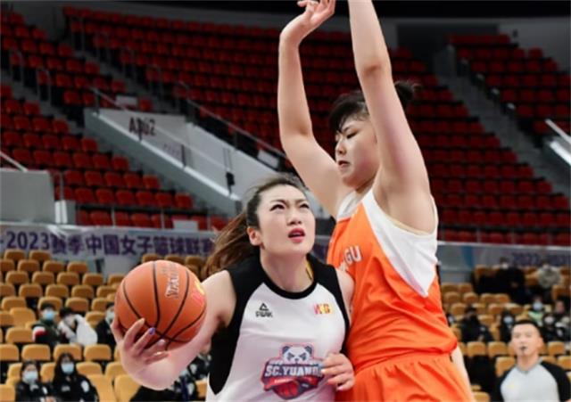 四川女篮遭遇内蒙古卫冕冠军的横扫，夺冠梦碎(女篮比赛四图1