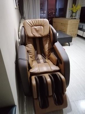 挖东西：荣康全身按摩椅1900A怎么样?今日半价，好便宜