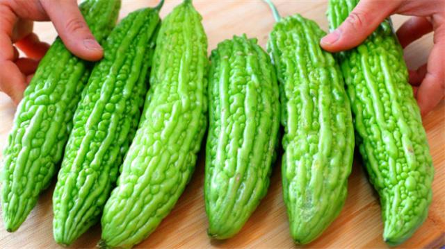 ?常吃苦瓜有什么好处 吃苦瓜怎么去除苦味