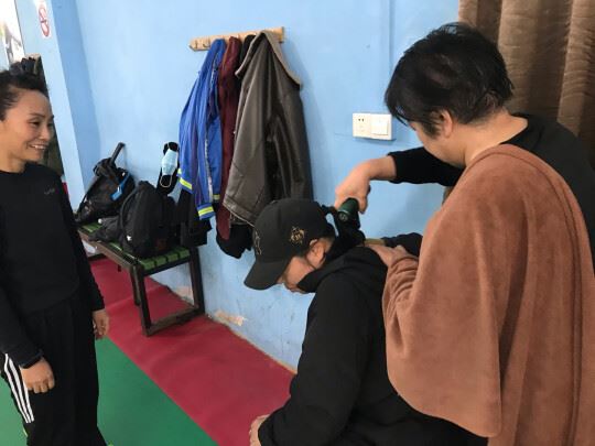 「买前告知」SKG筋膜枪F7是否值得选择？用后讲体验直相感受