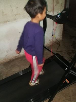 华为运动健康生态款易跑家用跑步机怎样?用后一周告诉大家实情感受