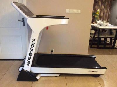 兄弟牌室内家用款小型静音跑步机怎样?用后10天感受曝光，谈内幕感受