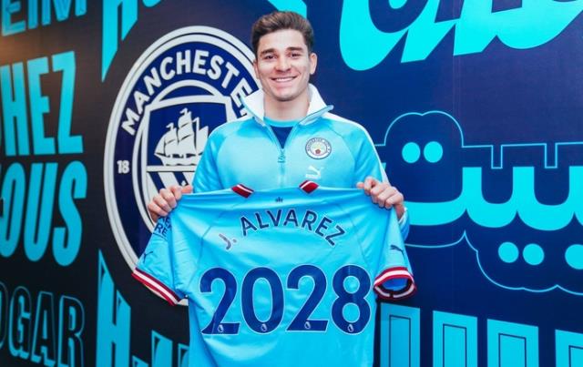 曼城续约小蜘蛛，为未来打下坚实基?。?曼城 why always me)图1