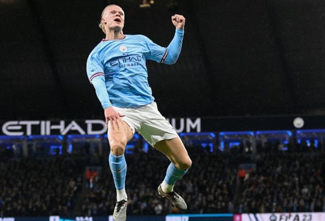 两场8球！他已是当世进球机器！梅西金球梦岌岌可危(八球图1