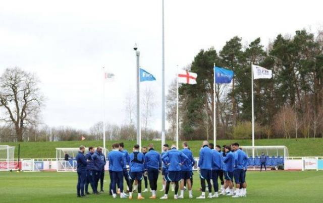 英格兰队专注于赢得2024欧洲杯，抛开世界杯失利(英格兰队