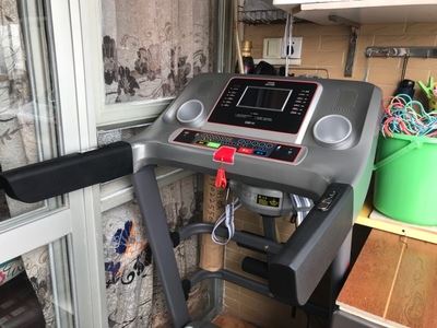 家用男女款折叠室内超静音跑步机怎么样？是哪里牌子？有何缺点？