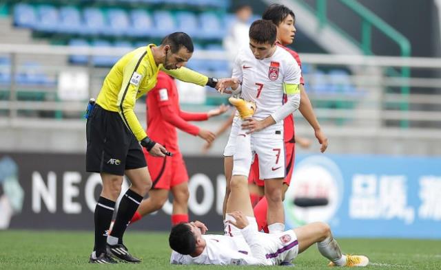 韩国队恶意犯规遭裁判无视 中国队战绩如何？