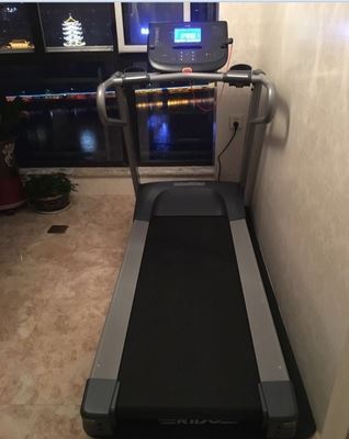 美国precor必确进口健身房跑步机怎样?买后三个月使用谈缺点！