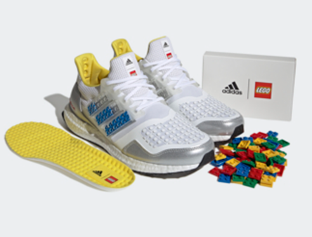 阿迪达斯重现ULTRABOOST荣光，经典焕新 展现科技与潮流的双重文化符号 图